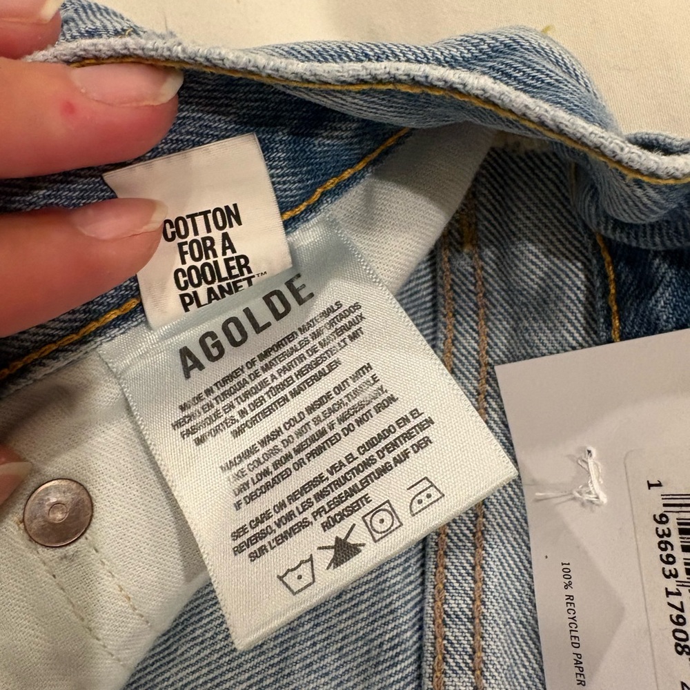 Agolde Parker Distressed Jean Shorts - Picture 7 of 7